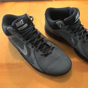 Nike Overplay VIII Athletic shoes, Size US 12